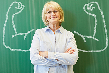 Teacher dashboard with automatic grading and reports (placeholder)